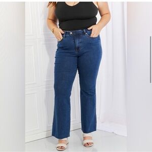 18W Judy Blue Flares